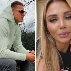 Arsen z Love Island w bluzie z kapturem i jego partnerka.
