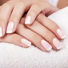Ceny manicure u kosmetyczki: od 45 do 150 zł za różne rodzaje