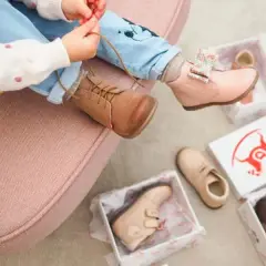 Pierwsze buty dla dziecka: Jak wybrać najlepszą markę? Porady