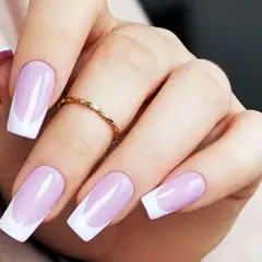 Jaki lakier do French manicure wybrać, aby uzyskać perfekcyjny efekt?