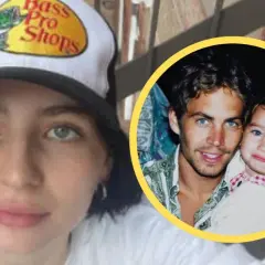 Młoda kobieta w czapce Bass Pro Shops obok zdjęcia Paula Walkera z córką. Choć Paul Walker nie miał żony, jego córka Meadow jest jego największym dziedzictwem.