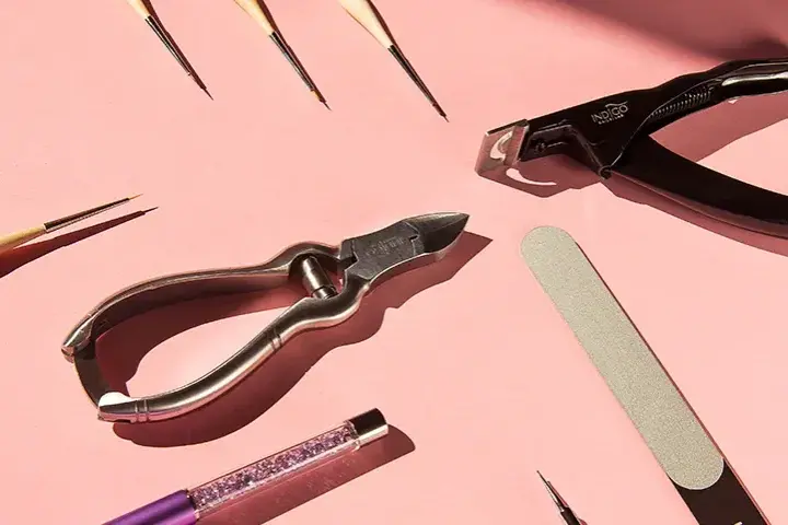 Jak sterylizować narzędzia do manicure, aby uniknąć niebezpieczeństw zdrowotnych?