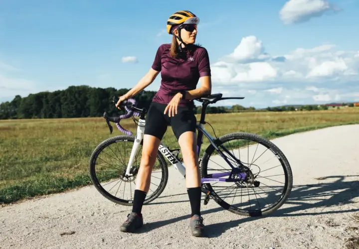 Jak wybrać idealny rower crossowy damski? Kluczowe cechy i modele.