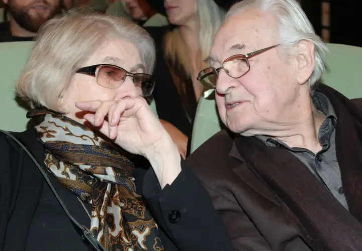 Andrzej Wajda i jego żony, Krystyna Zachwatowicz i Beata Tyszkiewicz, wspominają wspólne chwile.