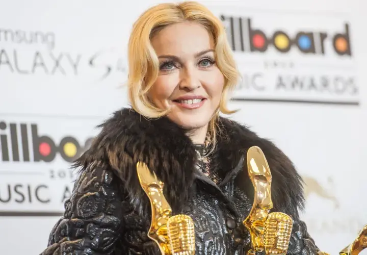 Madonna z nagrodami Billboard Music Awards. Wciąż zachwyca, mimo że ile lat ma Madonna, wciąż jest ikoną muzyki.