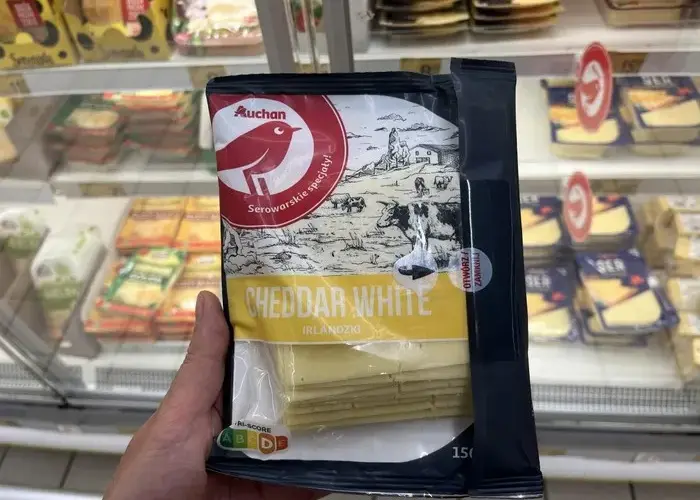 Jaki ser żółty jest bezpieczny dla rocznego dziecka? Wybierz mądrze!