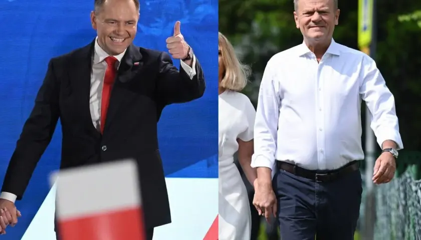 Dwaj politycy: jeden w garniturze z kciukiem w górze, drugi w białej koszuli.