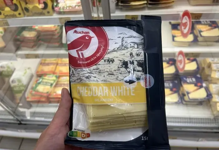 Jaki ser żółty jest bezpieczny dla rocznego dziecka? Wybierz mądrze!